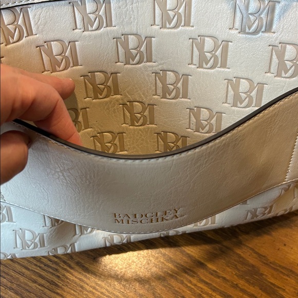 Badgley Mischka Madalyn Vegan Leather Weekender Travel Tote Bag - Picture 6 of 12